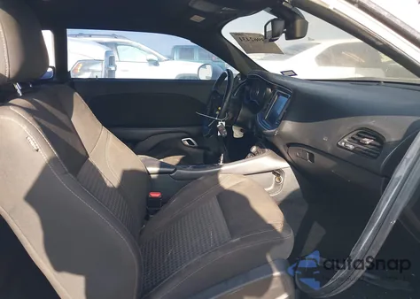 2015 Dodge Challenger R/T Scat Pack z USA, uszkodzony, nr VIN 2C3CDZFJ4FH822119